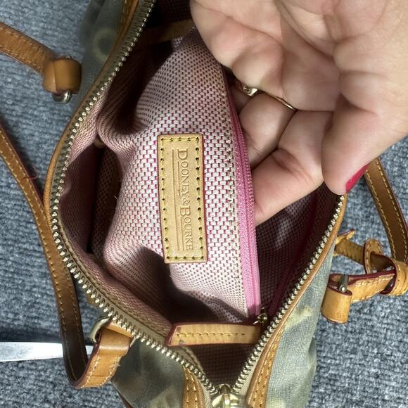 Dooney Bourke Mini Barrel Satchel Brown Logo Canvas Leather Heart Charm Y2K - Picture 10 of 16